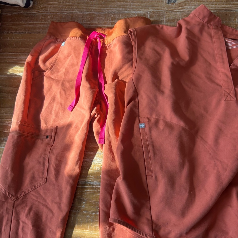 Orange Scrub Set with Pink Drawstring